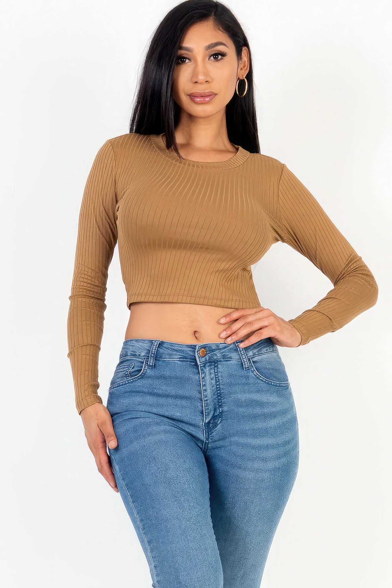 long sleeve round neck basic crop top