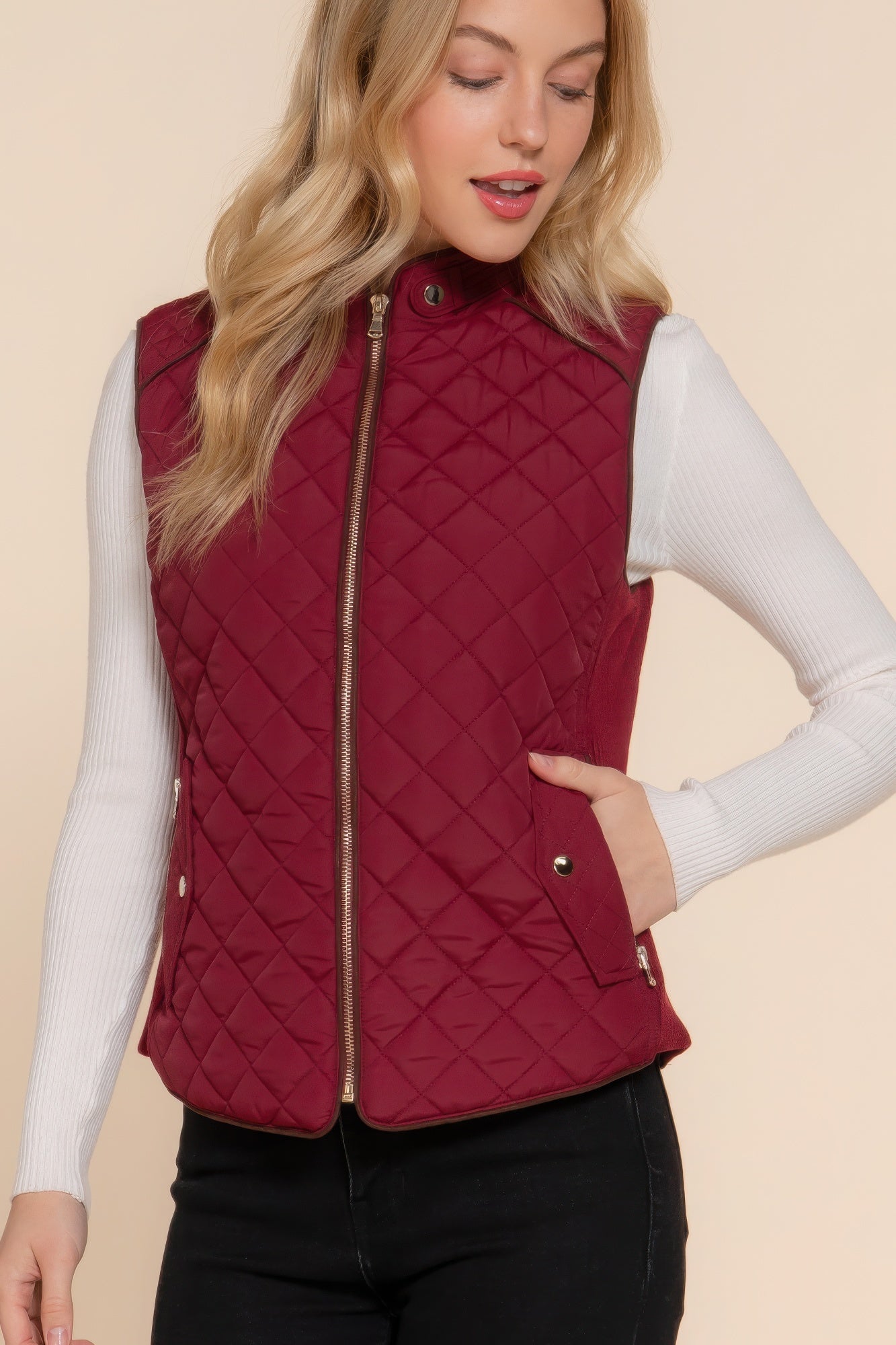 suede piping quilted padding vest