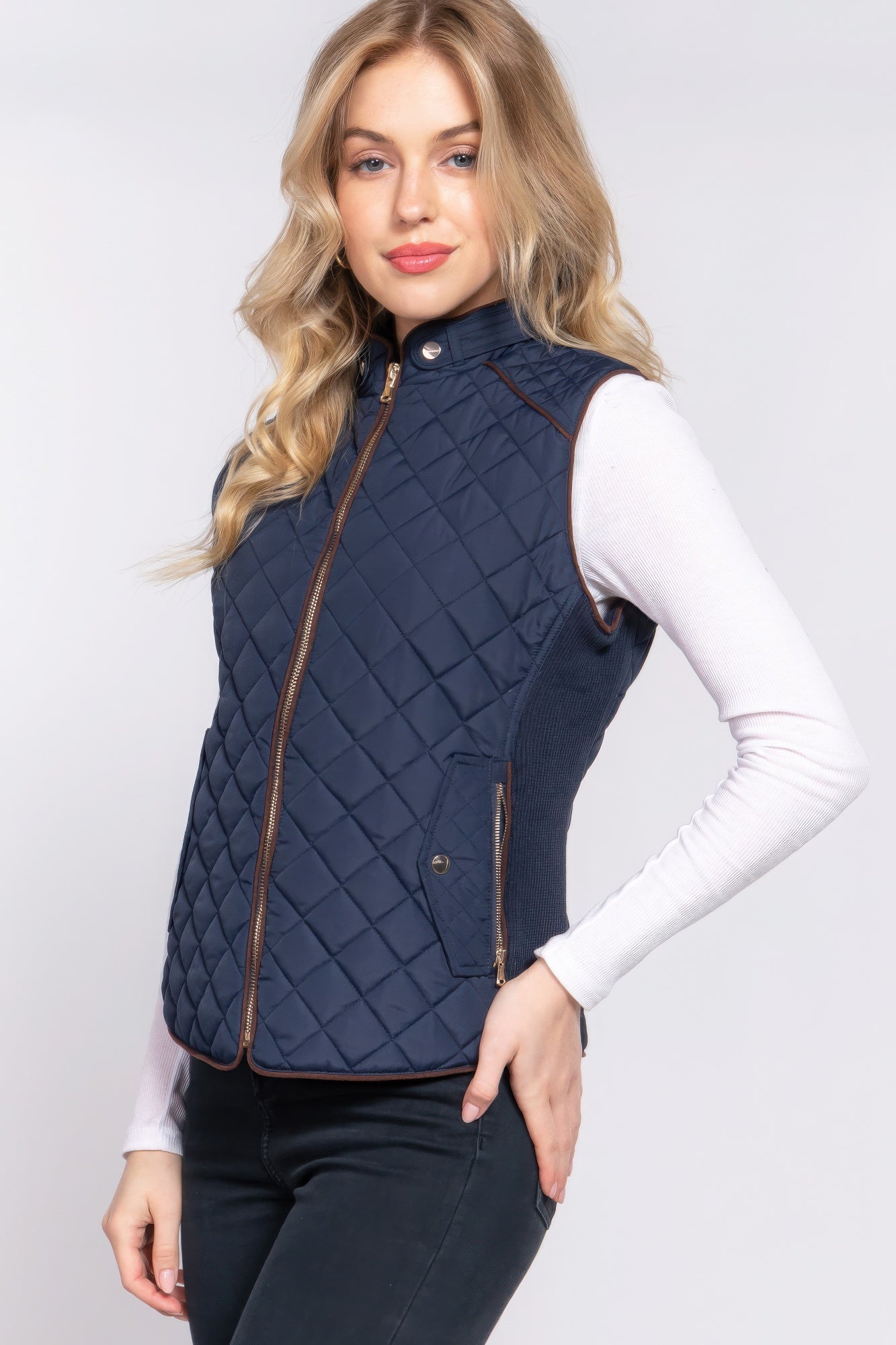 suede piping quilted padding vest