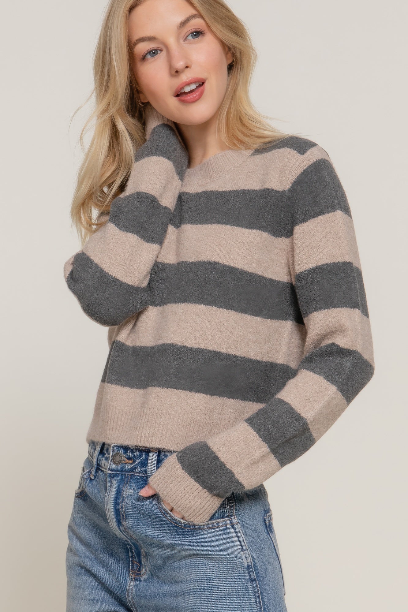 crew neck stripe sweater