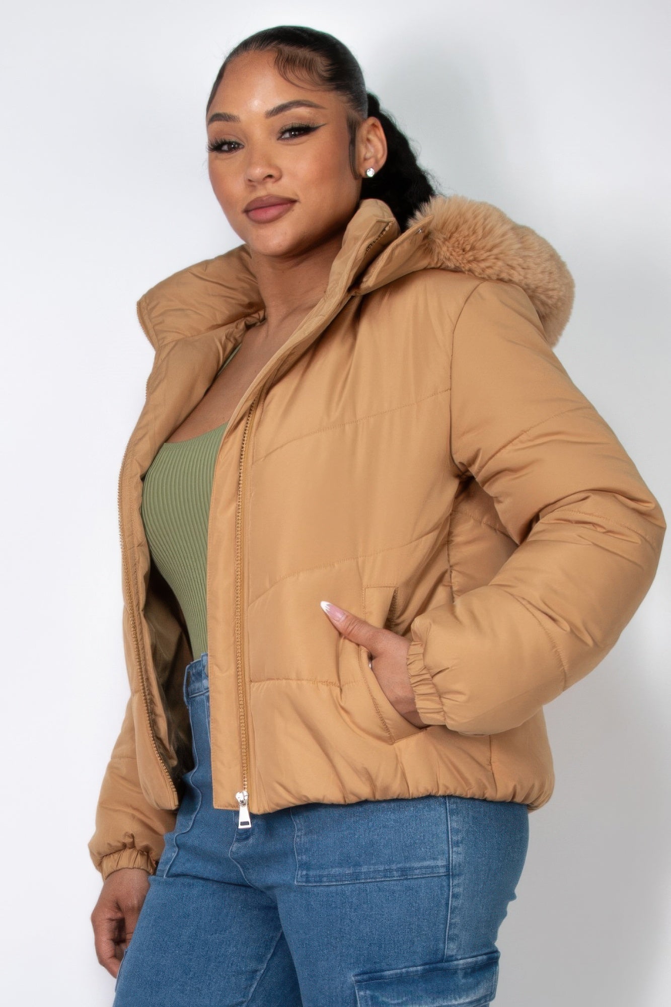 insulated zip-up faux fur hooded jacket