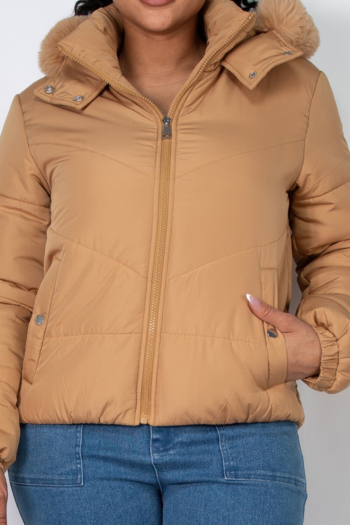 insulated zip-up faux fur hooded jacket