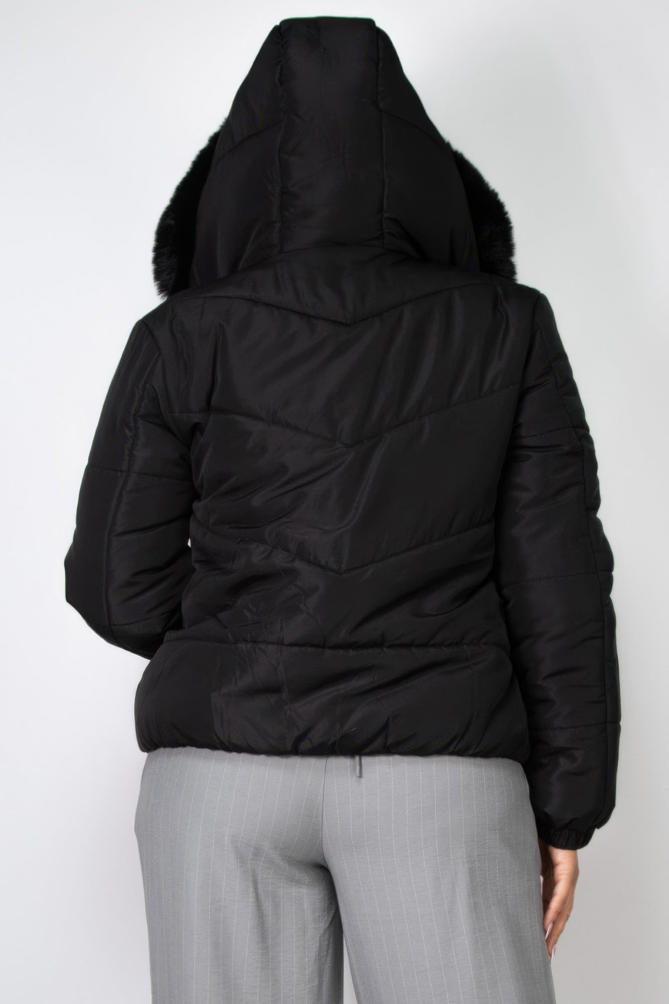 insulated zip-up faux fur hooded jacket